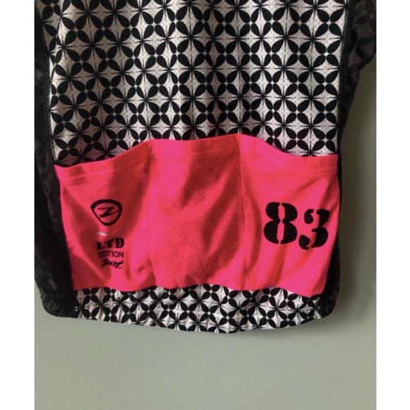 Women's Cycling Jersey (Sz.L) - Picture 4 of 5